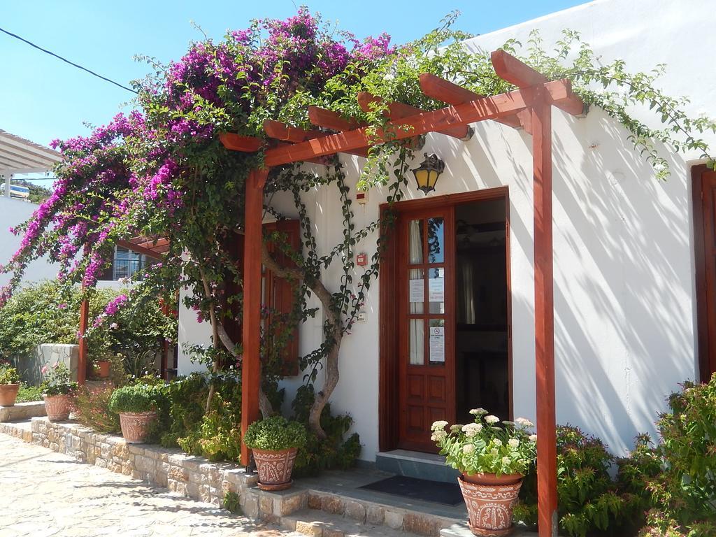 Deidamia Hotel Skyros Zewnętrze zdjęcie